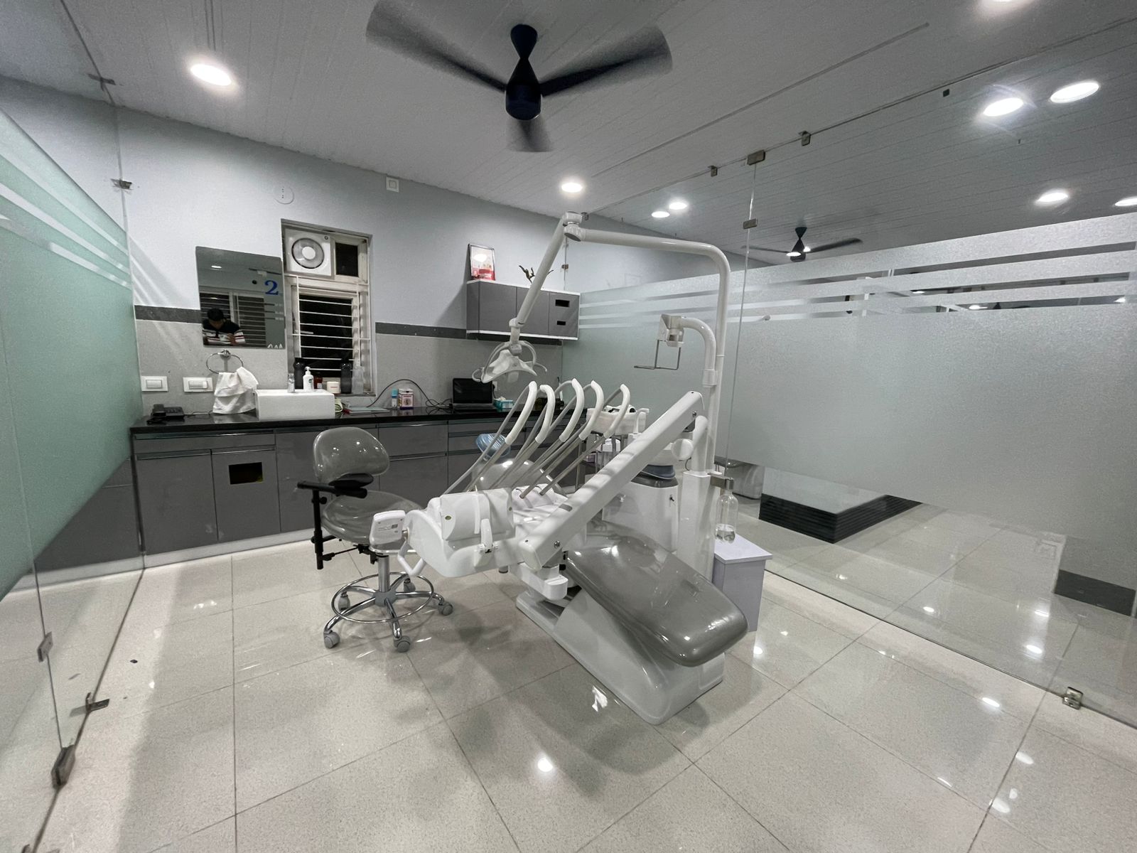 Operation Room 2 — Advanced Surgical Suite